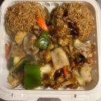 Best 大蒜鸡 Garlic Chicken (Combo) in Conyers, GA